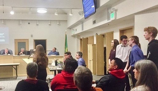 Biology Students Present Research to City Council